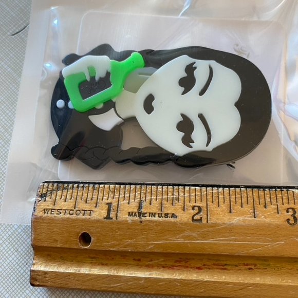 Cool laser cut acrylic Wednesday Addams fashion pin - Picture 6 of 6